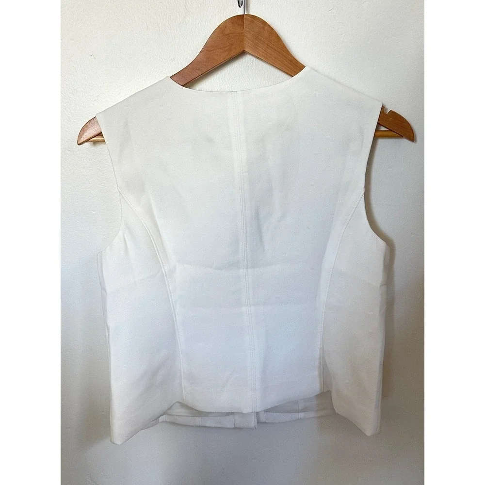 NEWJ.Crew Ivory Crewneck Vest in City Crepe Button Front Size 8 Minimalist Chic‎